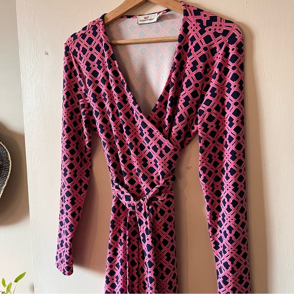 Vineyard Vines Long Sleeve V-Neck Wrap Dress, Size M - Picture 5 of 14